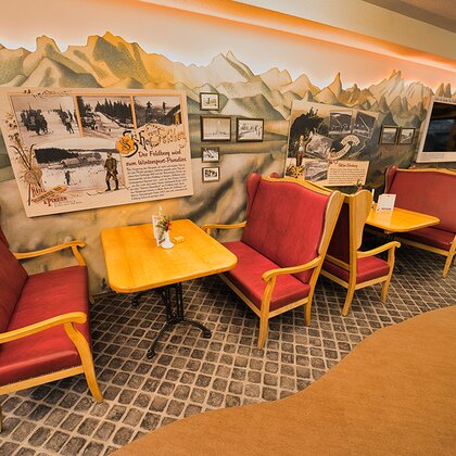 Restaurant mit Bilder zur Geschichte